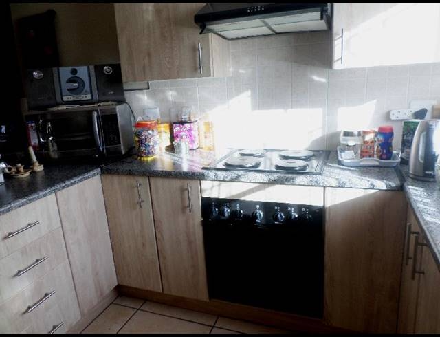 3 BEDROOM TOWNHOUSE FOR SALE IN RIVERSDALE